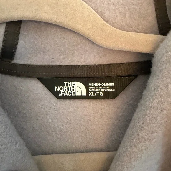 The North Face Train N Logo quarter-zip overhead hoodie XL - Picture 5 of 5
